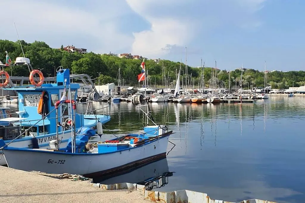 Ika Apartment Burgas Bulgaria